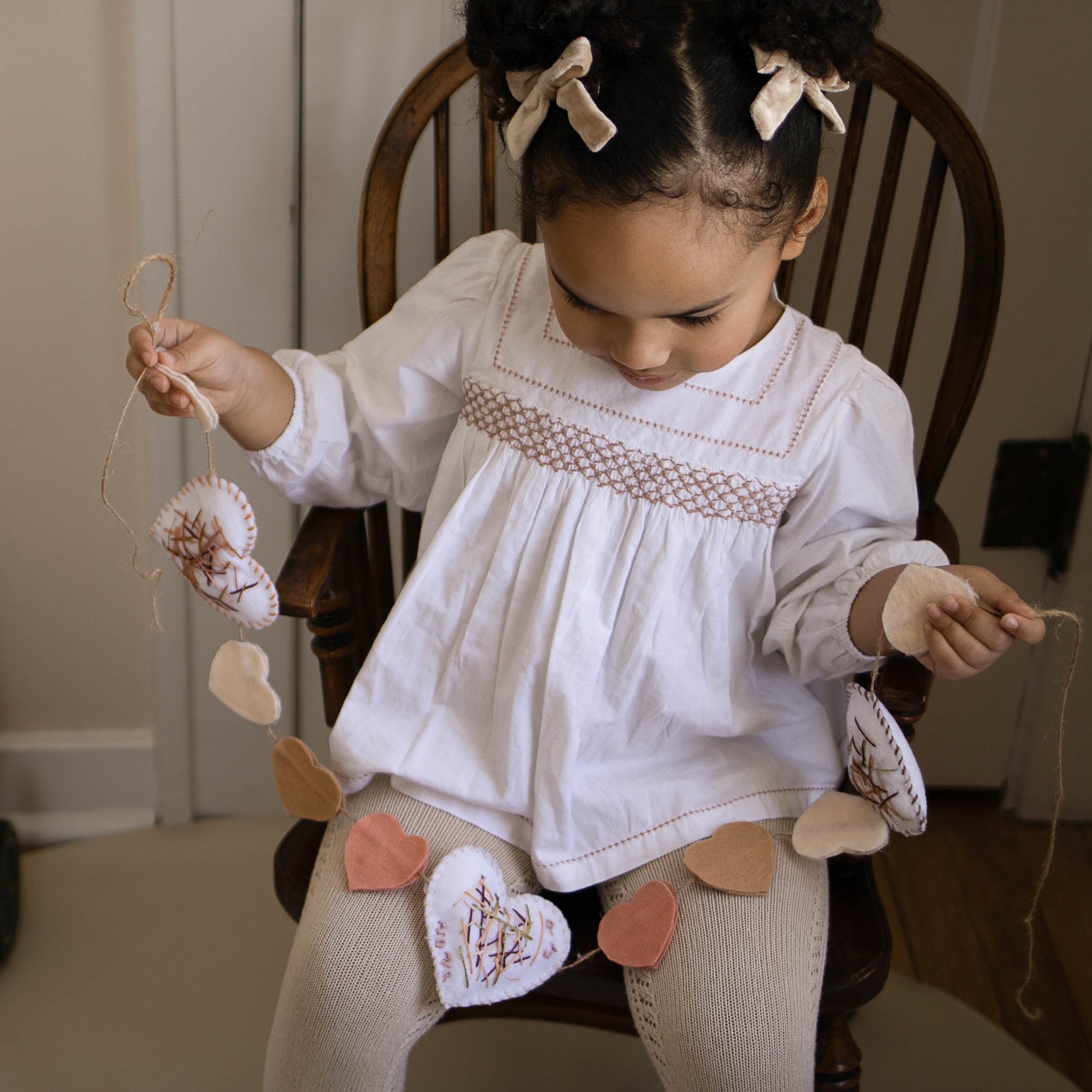 Embroidered Valentine Garland DIY