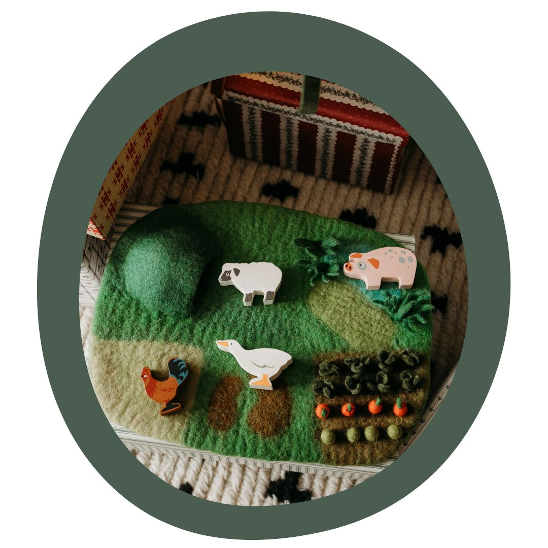 Tara Treasures felt farm play mat