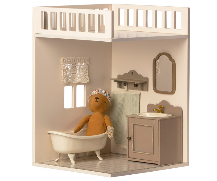 Dollhouse Bathroom, Miniature