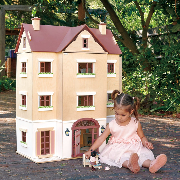 Tender Leaf - Fantail Hall - Bella Luna Toys