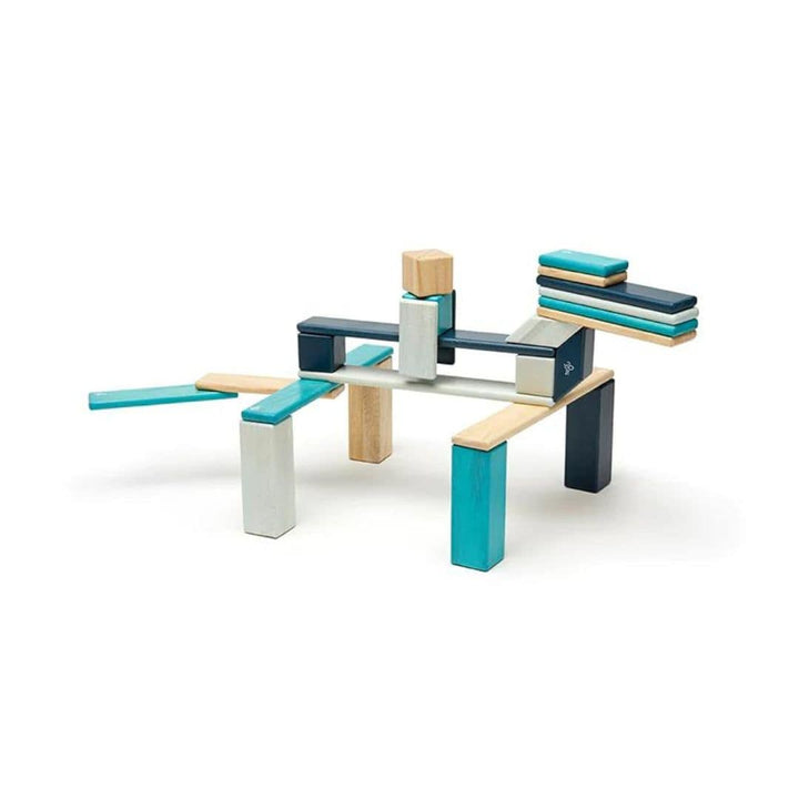 Tegu - 24 piece wooden magnetic block set - blues