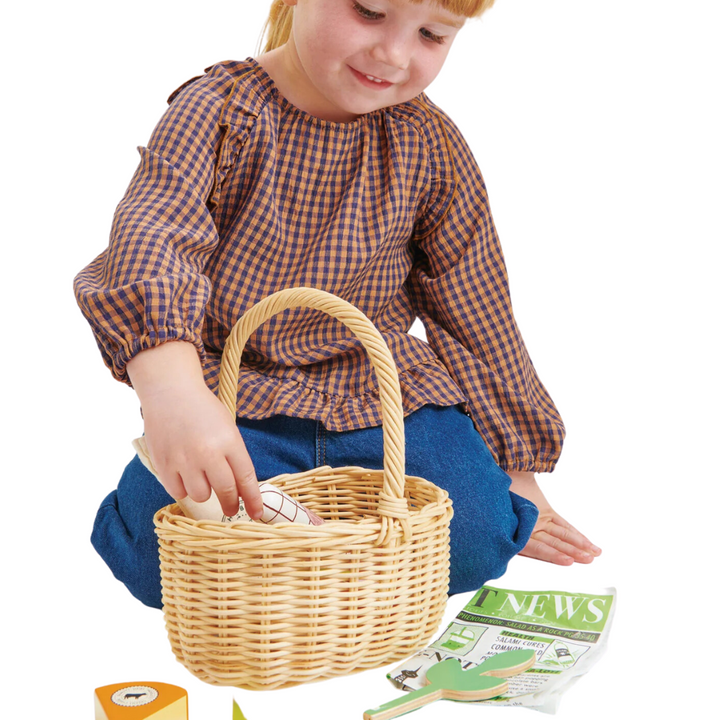 Tender Leaf Toys Wicker Shopping Basket- Wooden Toys- Bella Luna Toys